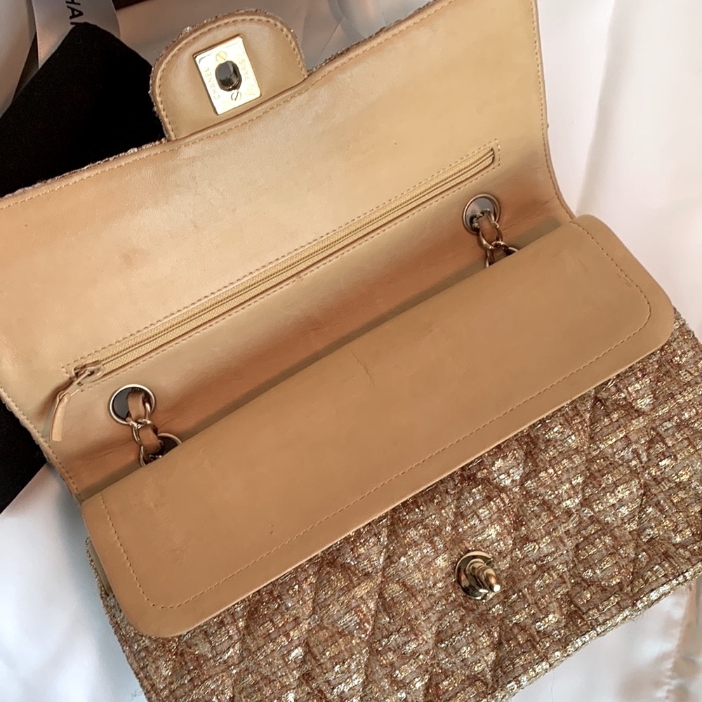 Vintage 🤎 CHANEL RARE Metallic Gold Silver Tweed Quilted 2.55 Double Flap Bag - Picture 7 of 16